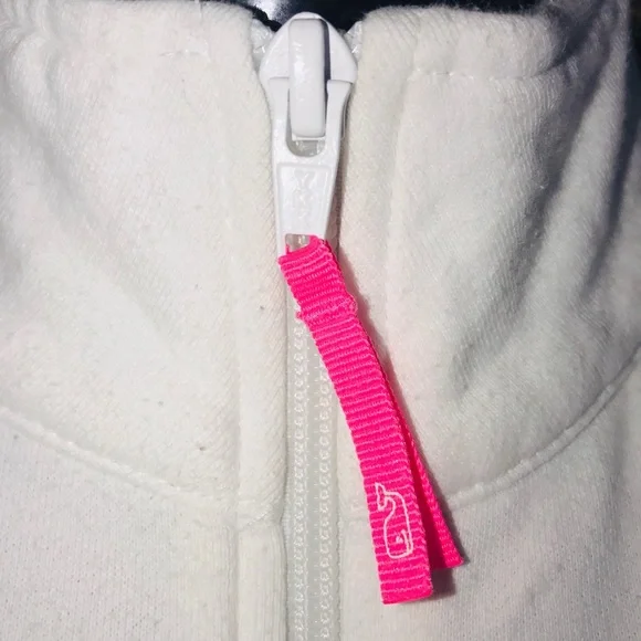 Vineyard Vines Floral Shoulder Fleece - Picture 5 of 8